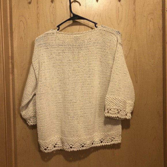 Handknits by Eastwinds Ivory Side Button Crochet Cropped Sweater Sleeve Women L - Picture 2 of 9